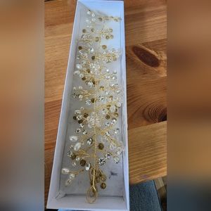 Wedding hair accessories